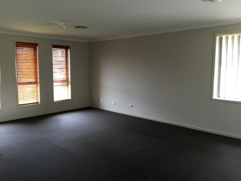 5 Merimbula Place, Woongarrah NSW 2259