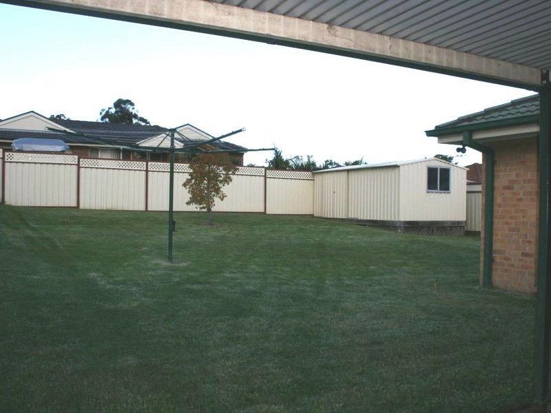 6 Viola Place, Cameron Park NSW 2285
