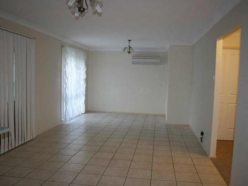 6 Viola Place, Cameron Park NSW 2285