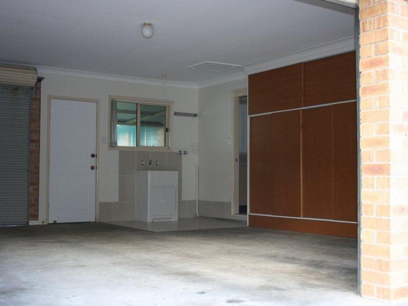 6 Viola Place, Cameron Park NSW 2285