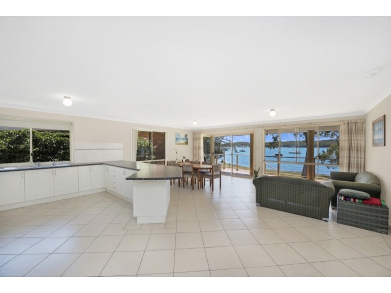 114 Gamban Road, Gwandalan NSW 2259