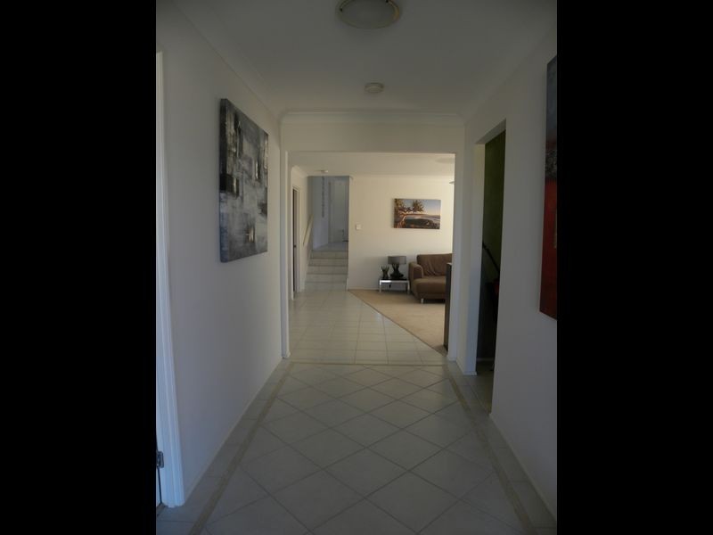 4 Warrigal Road, Woongarrah NSW 2259