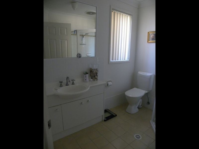 4 Warrigal Road, Woongarrah NSW 2259