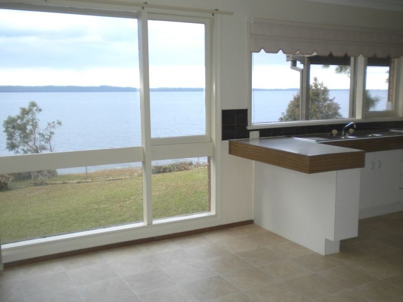 11 Arlunya Avenue, Gorokan NSW 2263