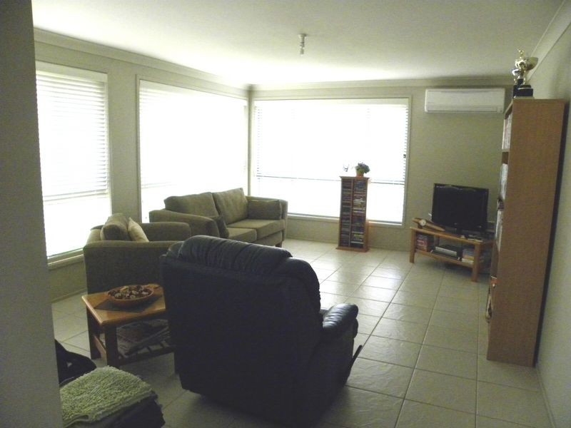 26 Washpool Crescent, Woongarrah NSW 2259