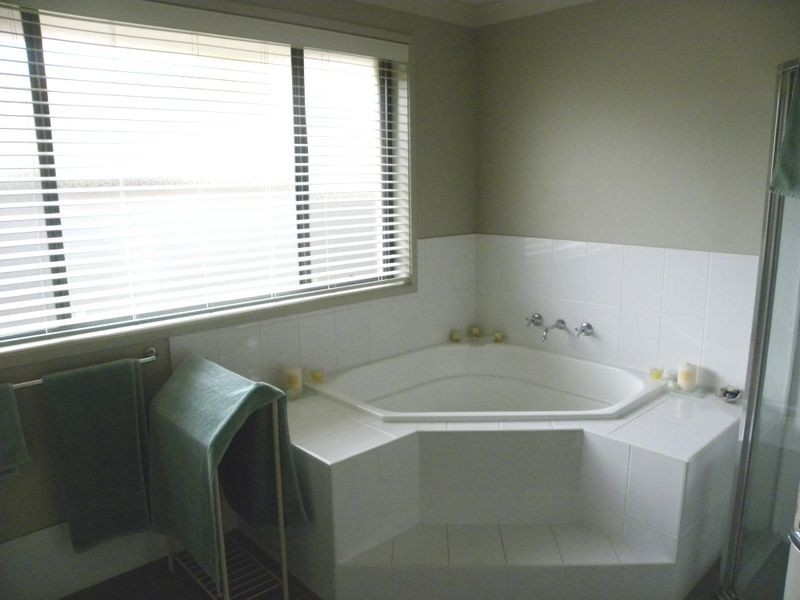 26 Washpool Crescent, Woongarrah NSW 2259