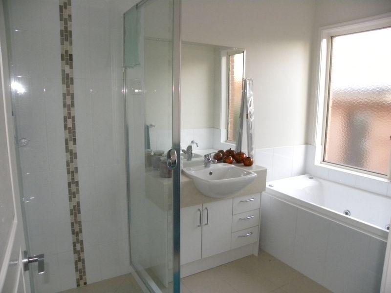 30 Nangar Street, Woongarrah NSW 2259