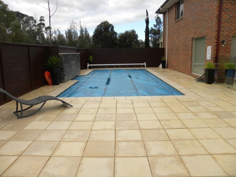 8 Cherry Blossom Crescent, Hamlyn Terrace NSW 2259