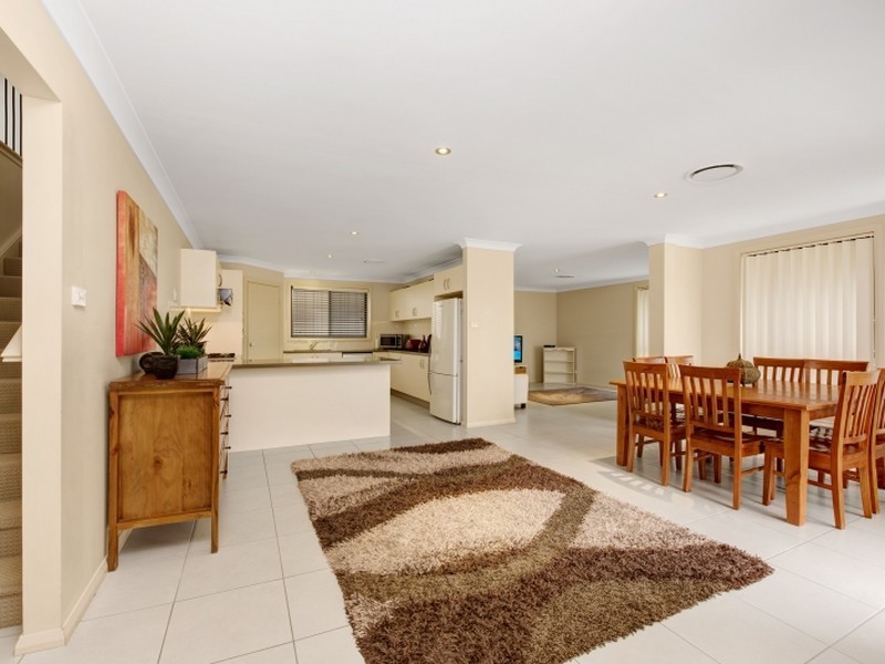 5 Greenhaven Circuit, Woongarrah NSW 2259