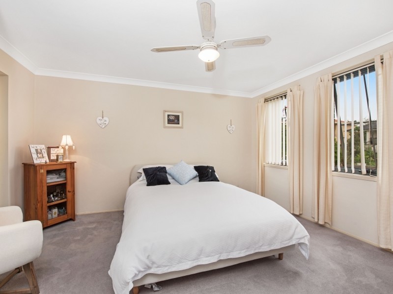 12 Honeygum Way, Mardi NSW 2259