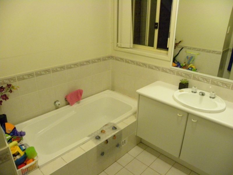 2/42 Burbank Drive, Tuggerah NSW 2259