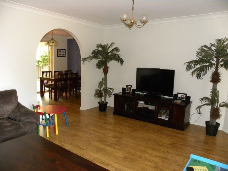 2/13 Kitty Place, Watanobbi NSW 2259