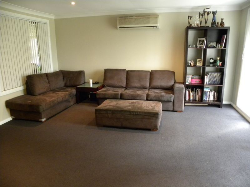 16 Stonehaven  Ave, Watanobbi NSW 2259