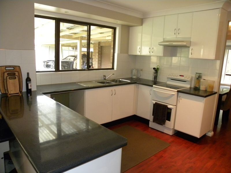 16 Stonehaven  Ave, Watanobbi NSW 2259