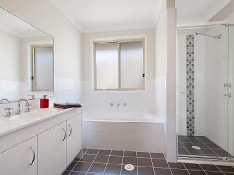 14 North Barrington Drive, Woongarrah NSW 2259