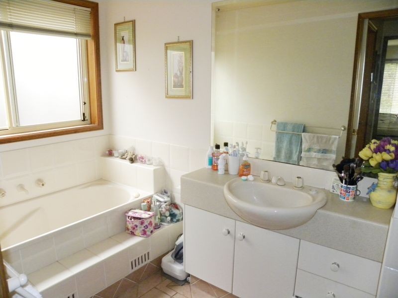 120 Woodbury Park Drive, Mardi NSW 2259