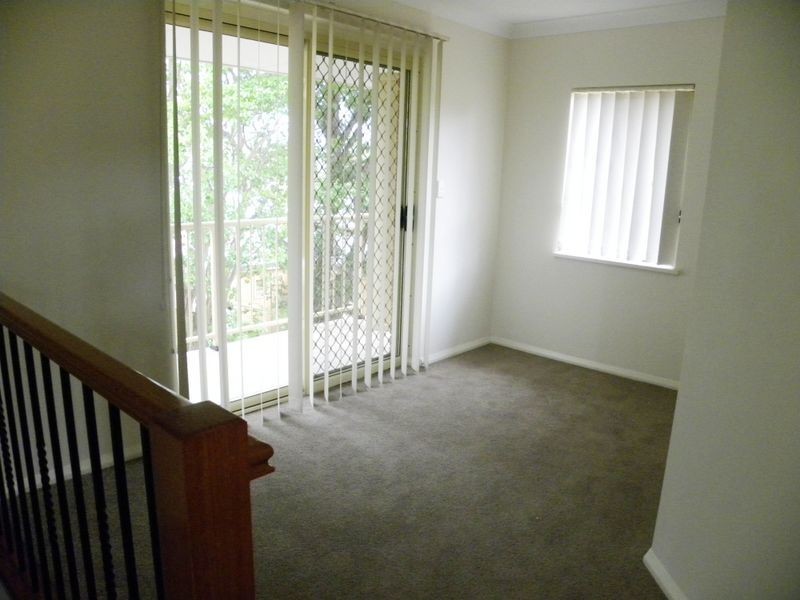 2/5 Howarth Street, Wyong NSW 2259