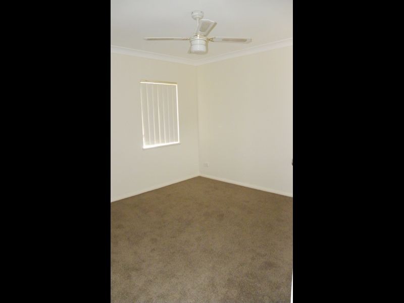 2/5 Howarth Street, Wyong NSW 2259