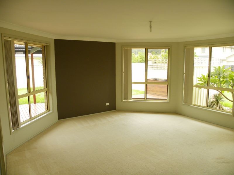 3 Viewfield Crescent, Woongarrah NSW 2259