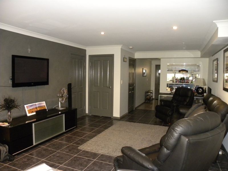 3/4 Heron Close, Watanobbi NSW 2259