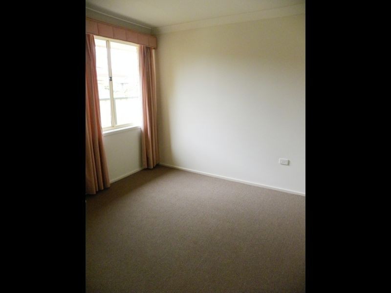 12 Frienship Place, Watanobbi NSW 2259