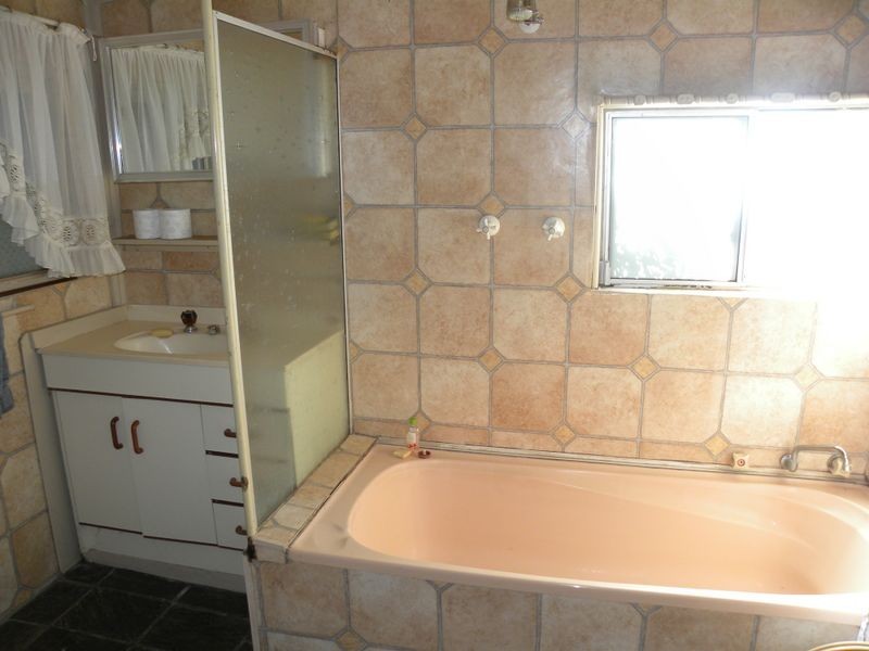 11 Sth Tacoma Rd, Tacoma South NSW 2259