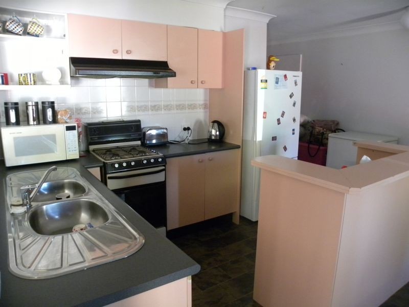 Rear Flat Fishburn Crescent, Watanobbi NSW 2259