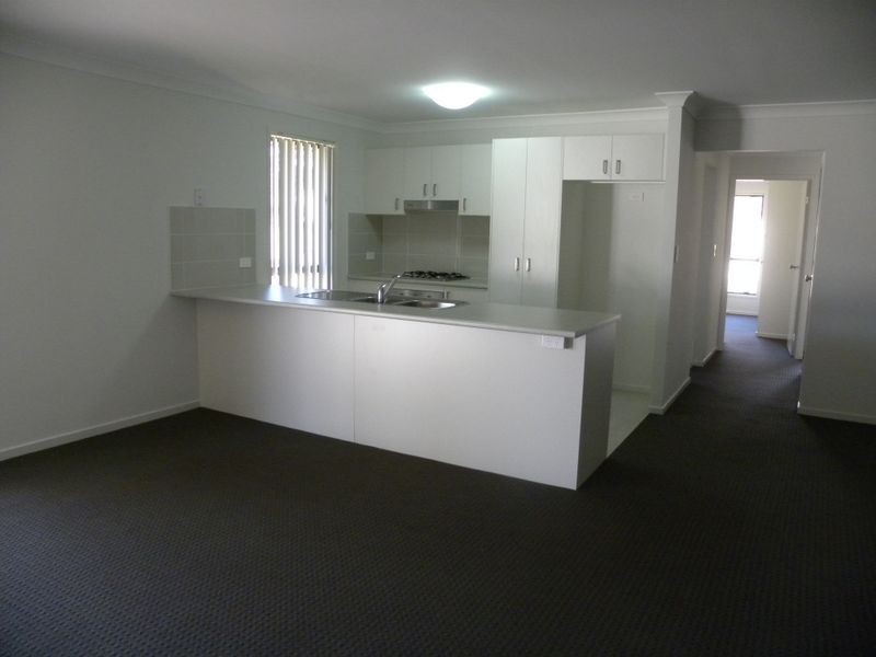 5 Seacres Place, Wadalba NSW 2259