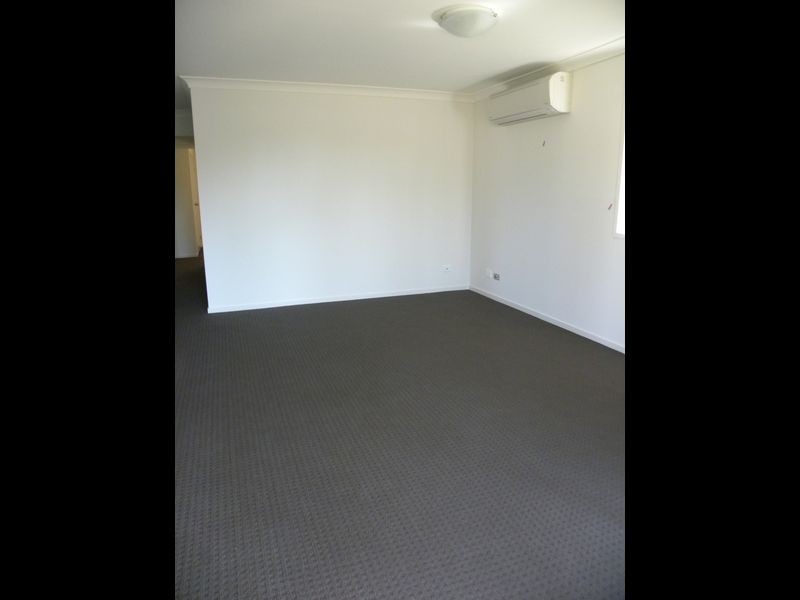 5 Seacres Place, Wadalba NSW 2259