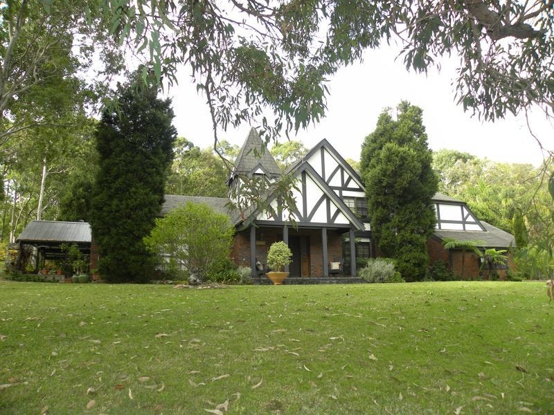 213 Pollock Avenue, Wyong NSW 2259