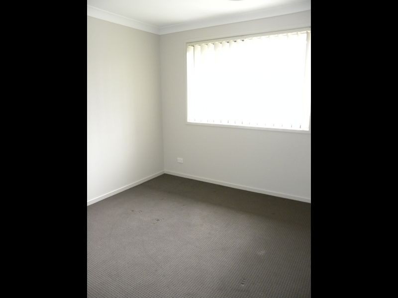14 Hakone Rd, Woongarrah NSW 2259
