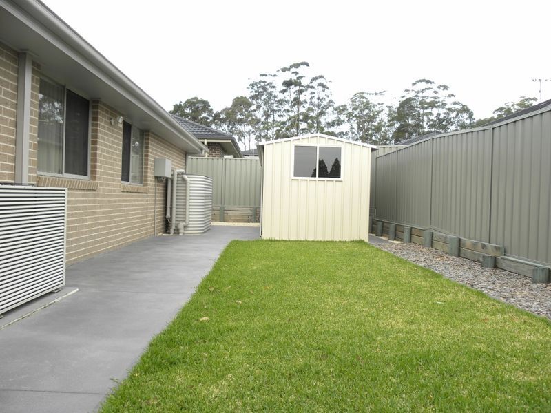 14 Hakone Rd, Woongarrah NSW 2259