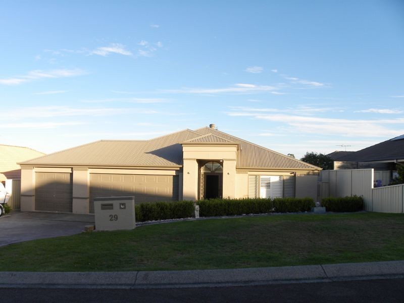 29 Barrington Street, Woongarrah NSW 2259