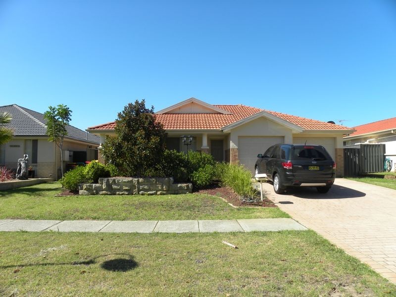 8 Bougainvillea Road, Hamlyn Terrace NSW 2259