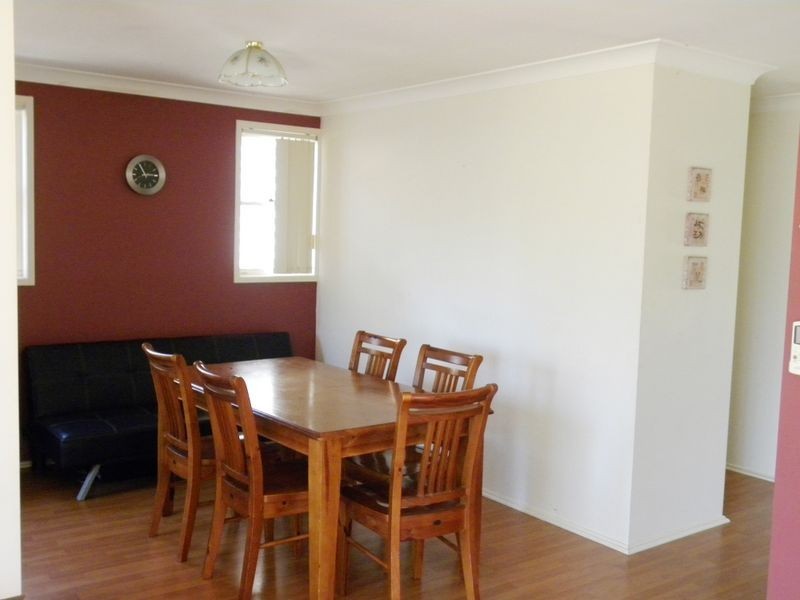 32 Raintree Terrace, Wadalba NSW 2259