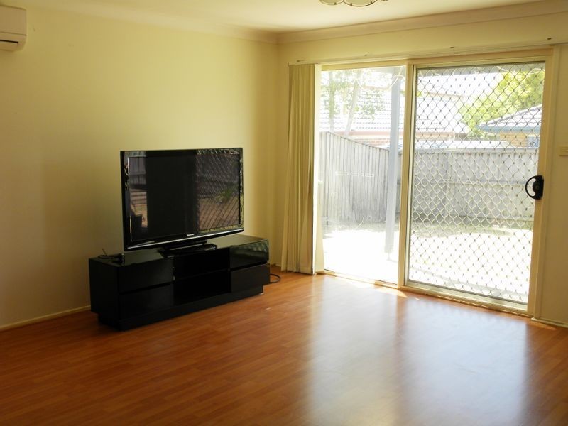 32 Raintree Terrace, Wadalba NSW 2259