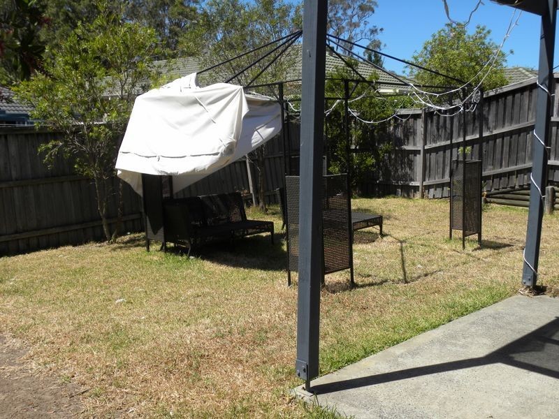 32 Raintree Terrace, Wadalba NSW 2259