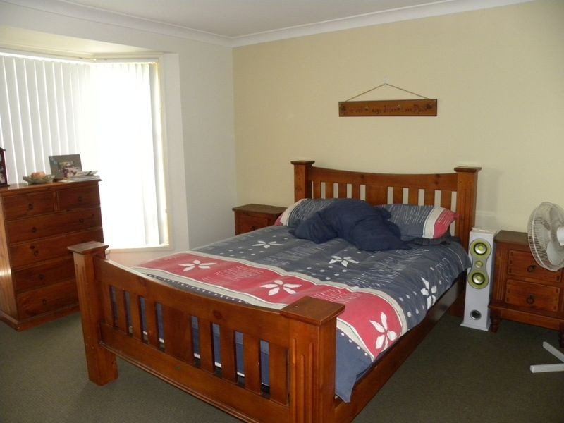 11 Mark Place, Mardi NSW 2259