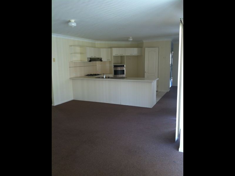 6 Begonia Close, Woongarrah NSW 2259