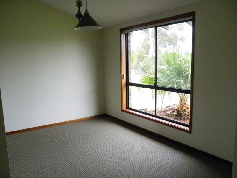 48 Danbury Avenue, Gorokan NSW 2263