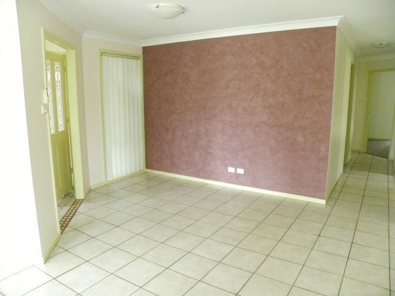 52 Eucalyptus Crescent, Metford NSW 2323