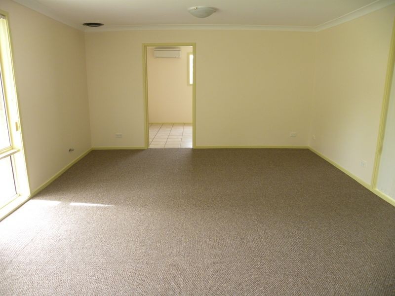 52 Eucalyptus Crescent, Metford NSW 2323