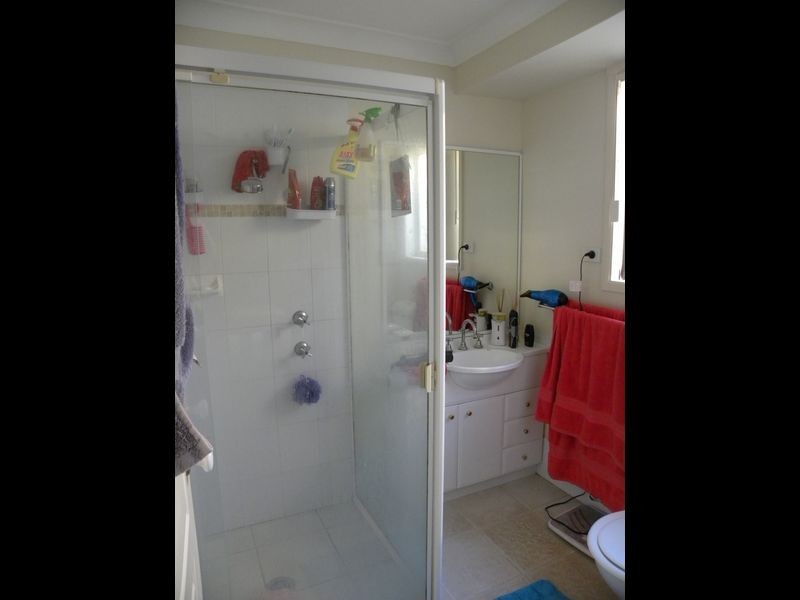 16 Begonia Rd, Woongarrah NSW 2259