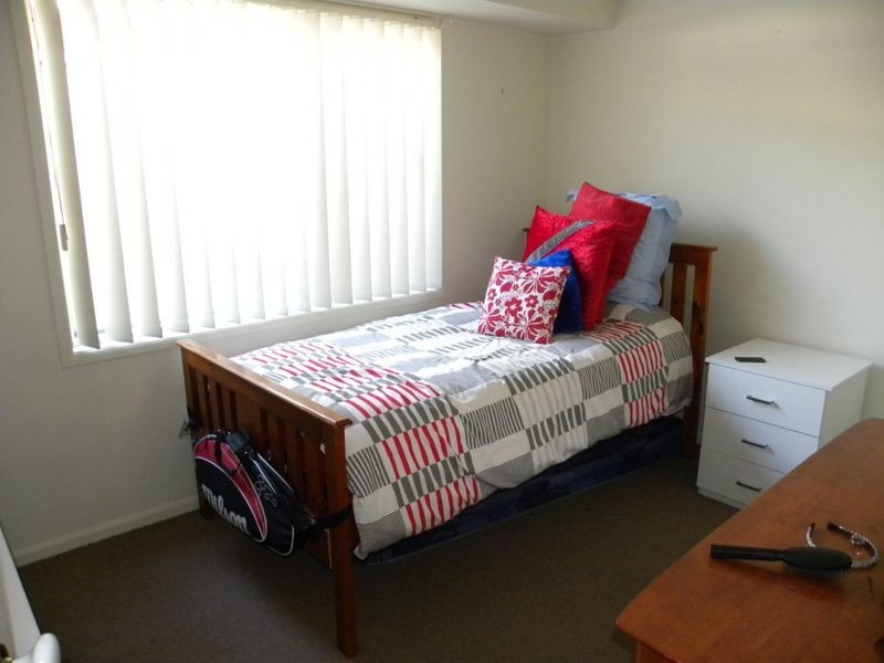 16 Begonia Rd, Woongarrah NSW 2259
