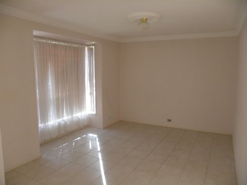 17 Ambrosius Close, Tuggerah NSW 2259