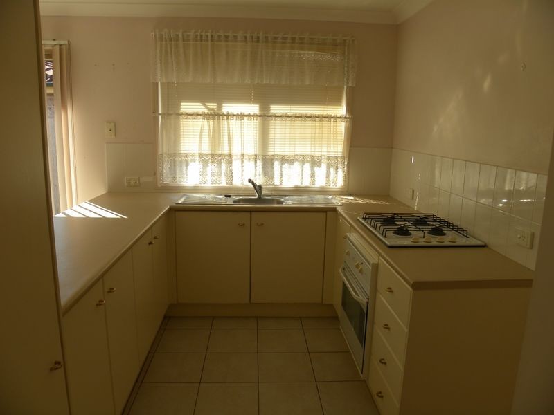 17 Ambrosius Close, Tuggerah NSW 2259