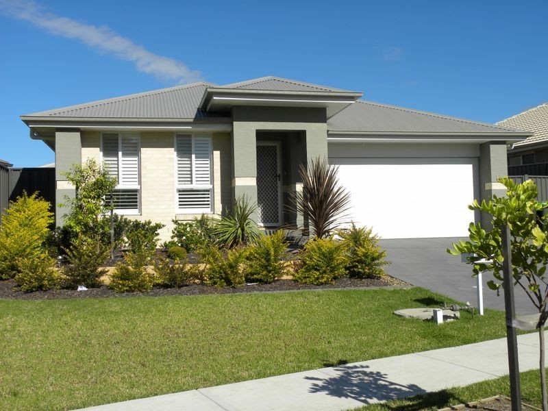 73 Settlement Drive, Wadalba NSW 2259