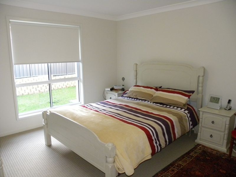 73 Settlement Drive, Wadalba NSW 2259