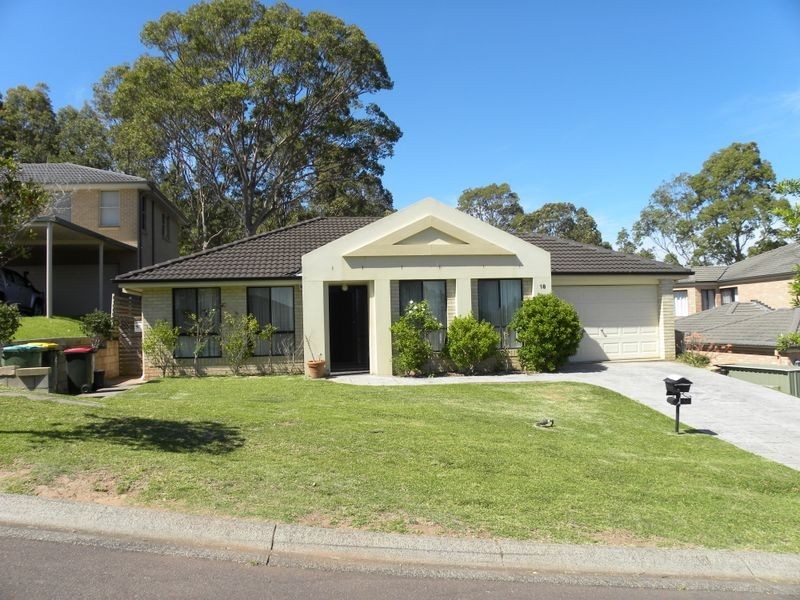 18 Camden Way, Watanobbi NSW 2259