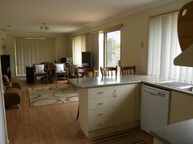 24 Dehavilland Circuit, Hamlyn Terrace NSW 2259